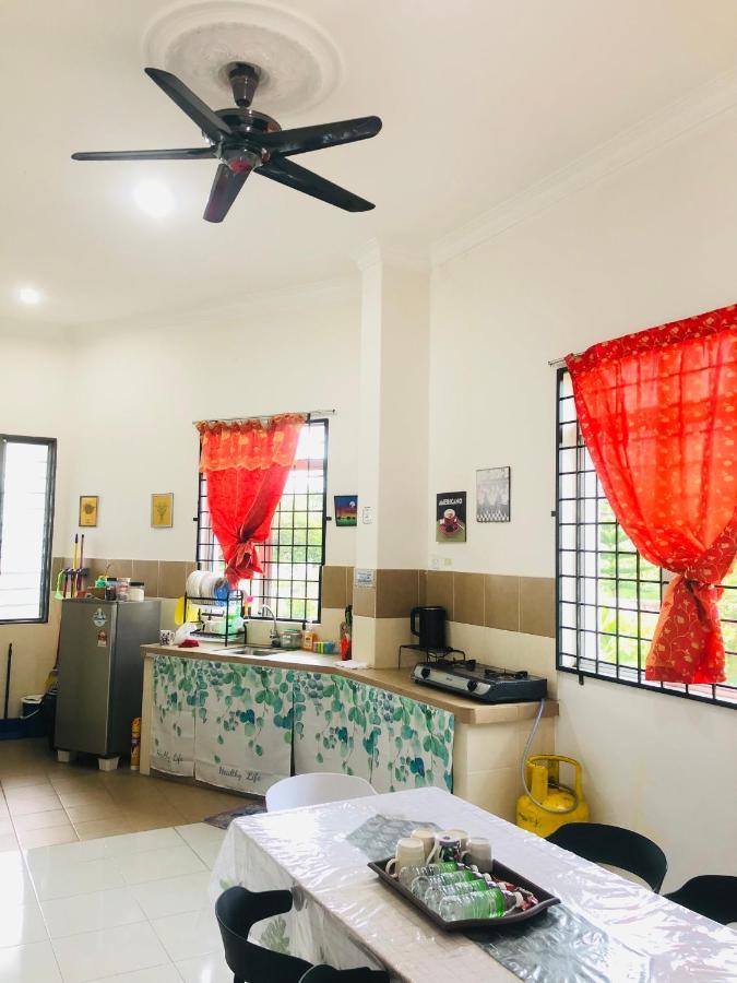 Homestay Lestary Taiping Extérieur photo